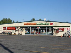 Aubuchon Hardware Store in Lincoln, ME