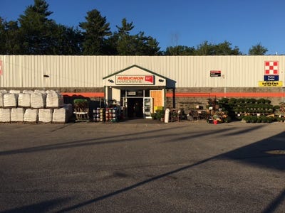 Aubuchon Hardware Store in Buxton, ME
